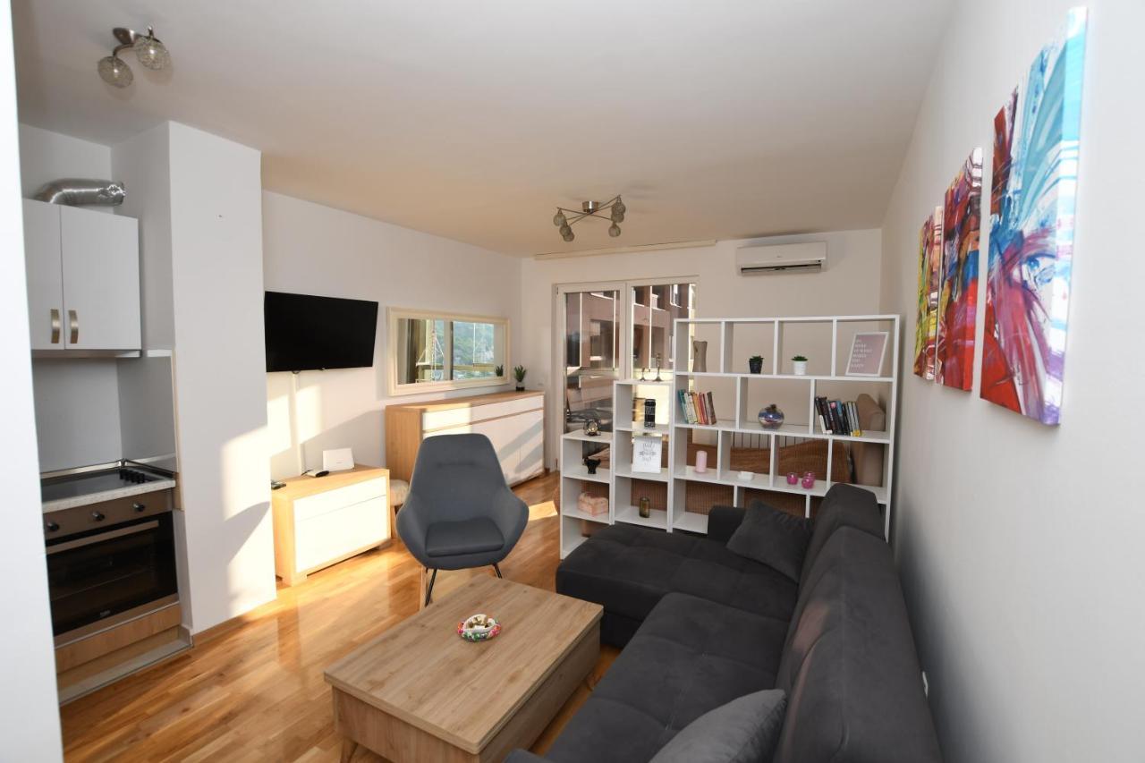 Sky Way Studio Apartment SJJ Exterior foto