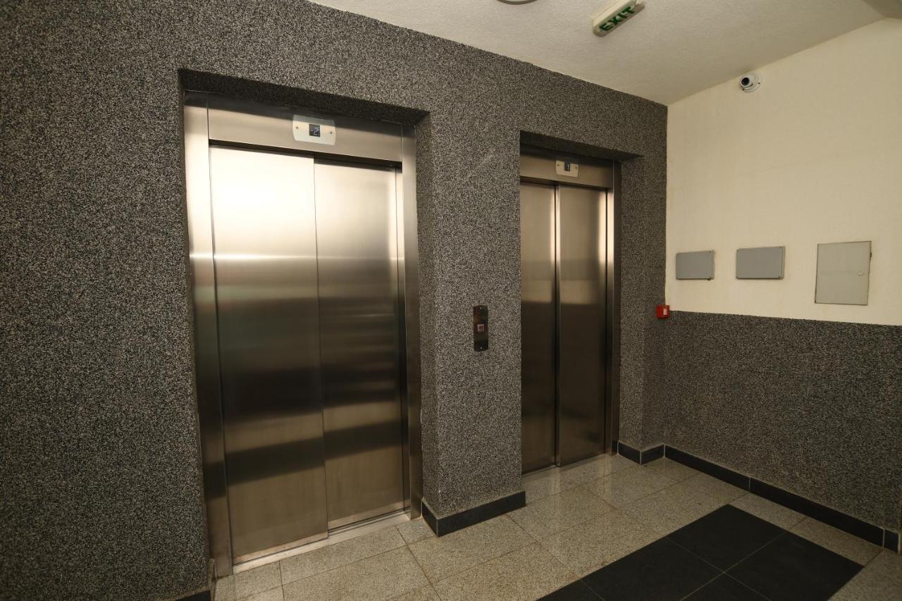 Sky Way Studio Apartment SJJ Exterior foto
