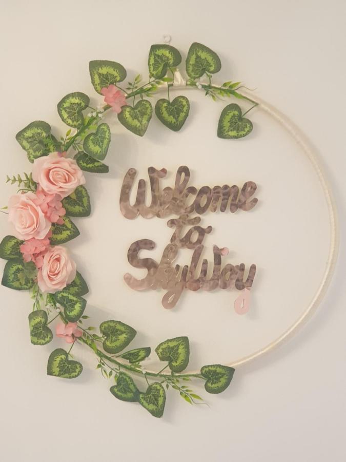 Sky Way Studio Apartment SJJ Exterior foto